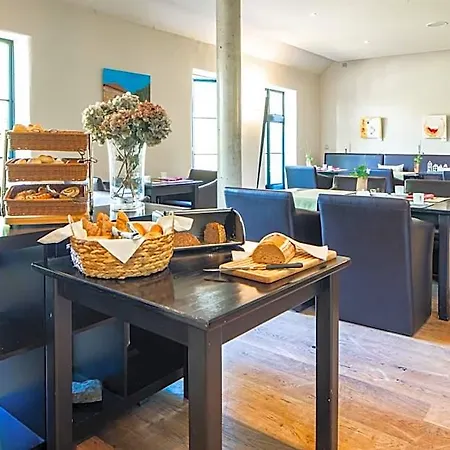 Nakuk Und Restaurant